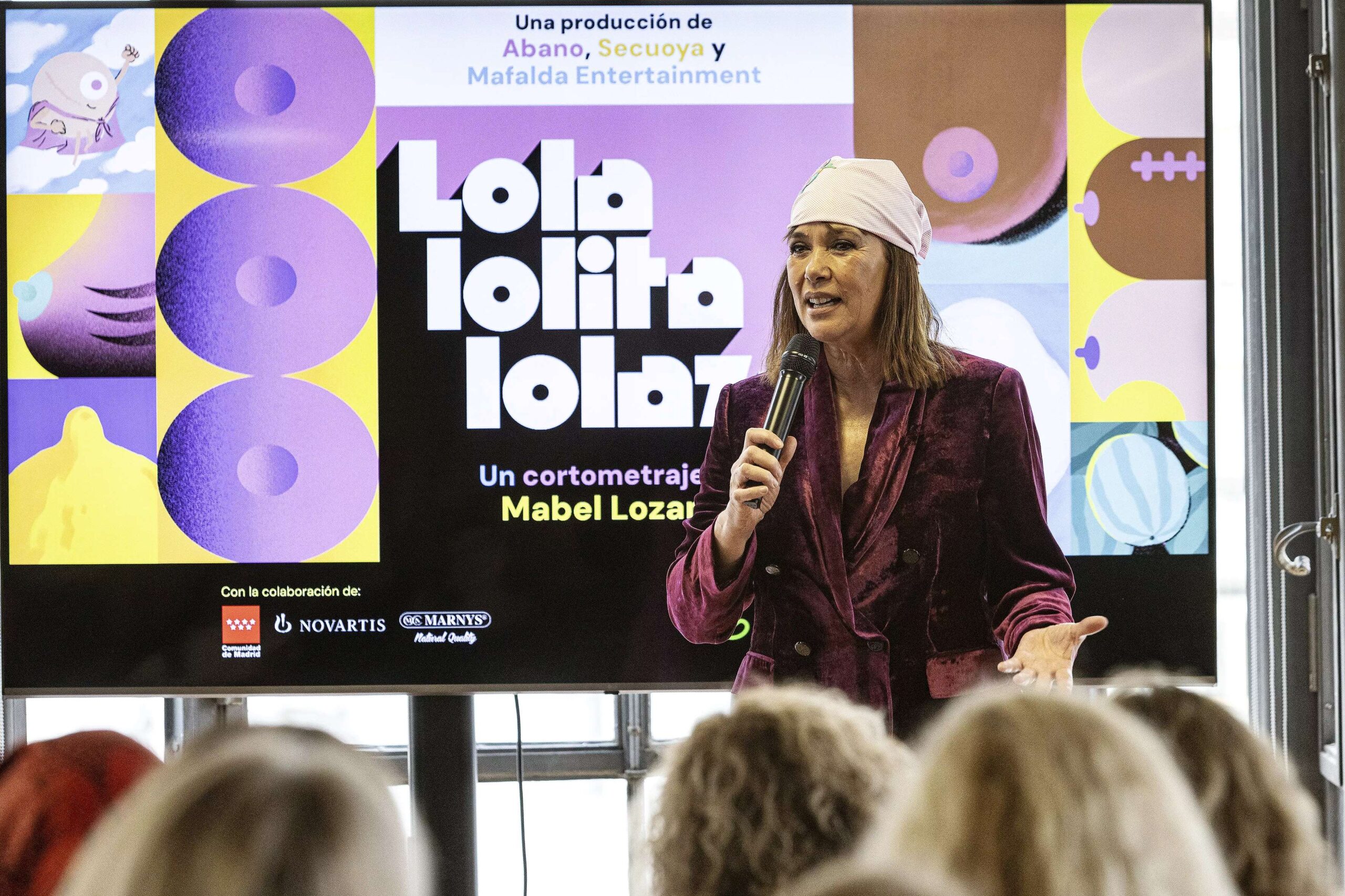 Mabel Lozano presenta el cortometraje ‘Lola, Lolita, Lolaza’ en la Gran Vía madrileña