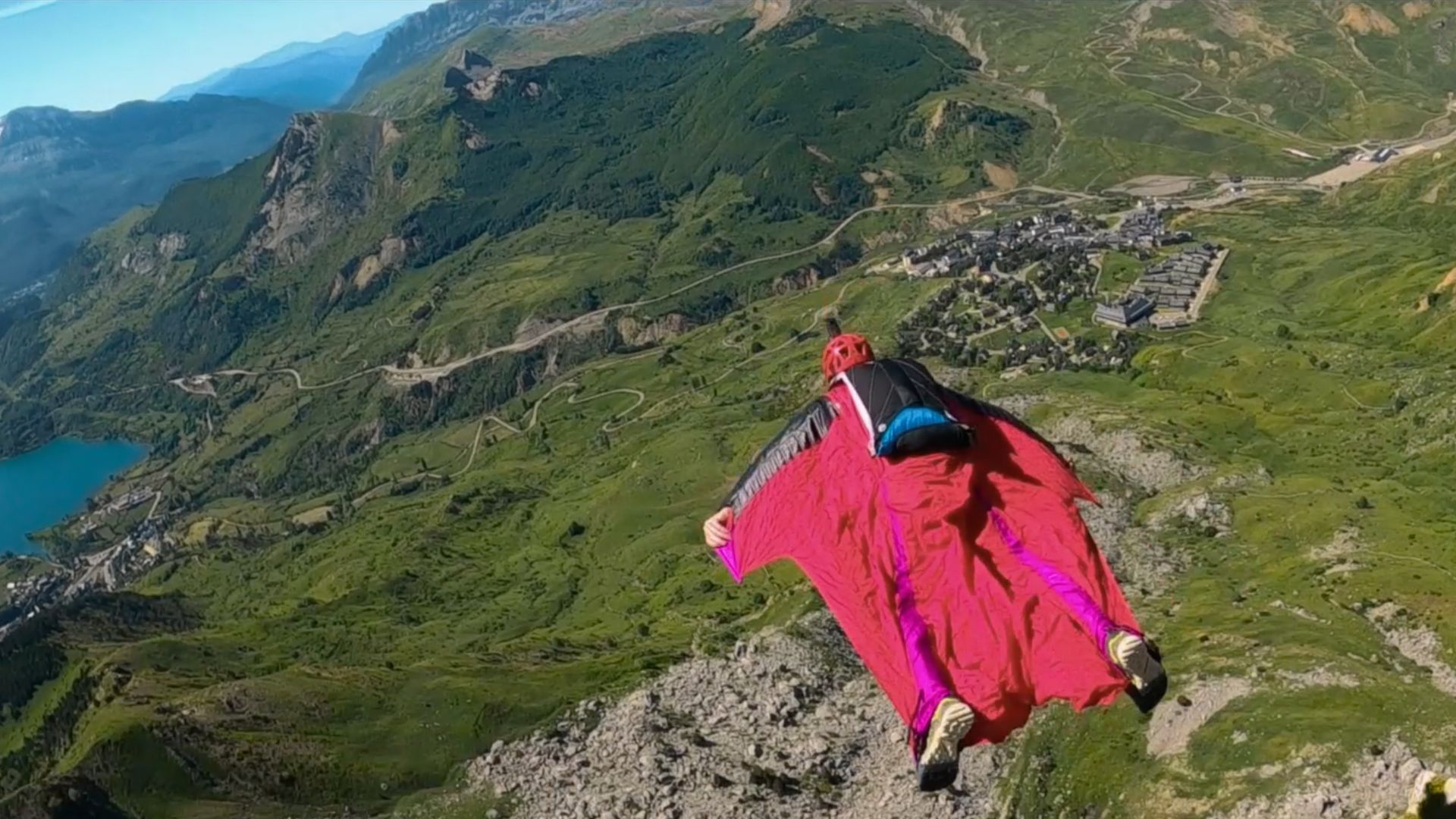 'Proximity: salto base extremo' llega a Movistar Plus+ en homenaje al deportista Alex Villar