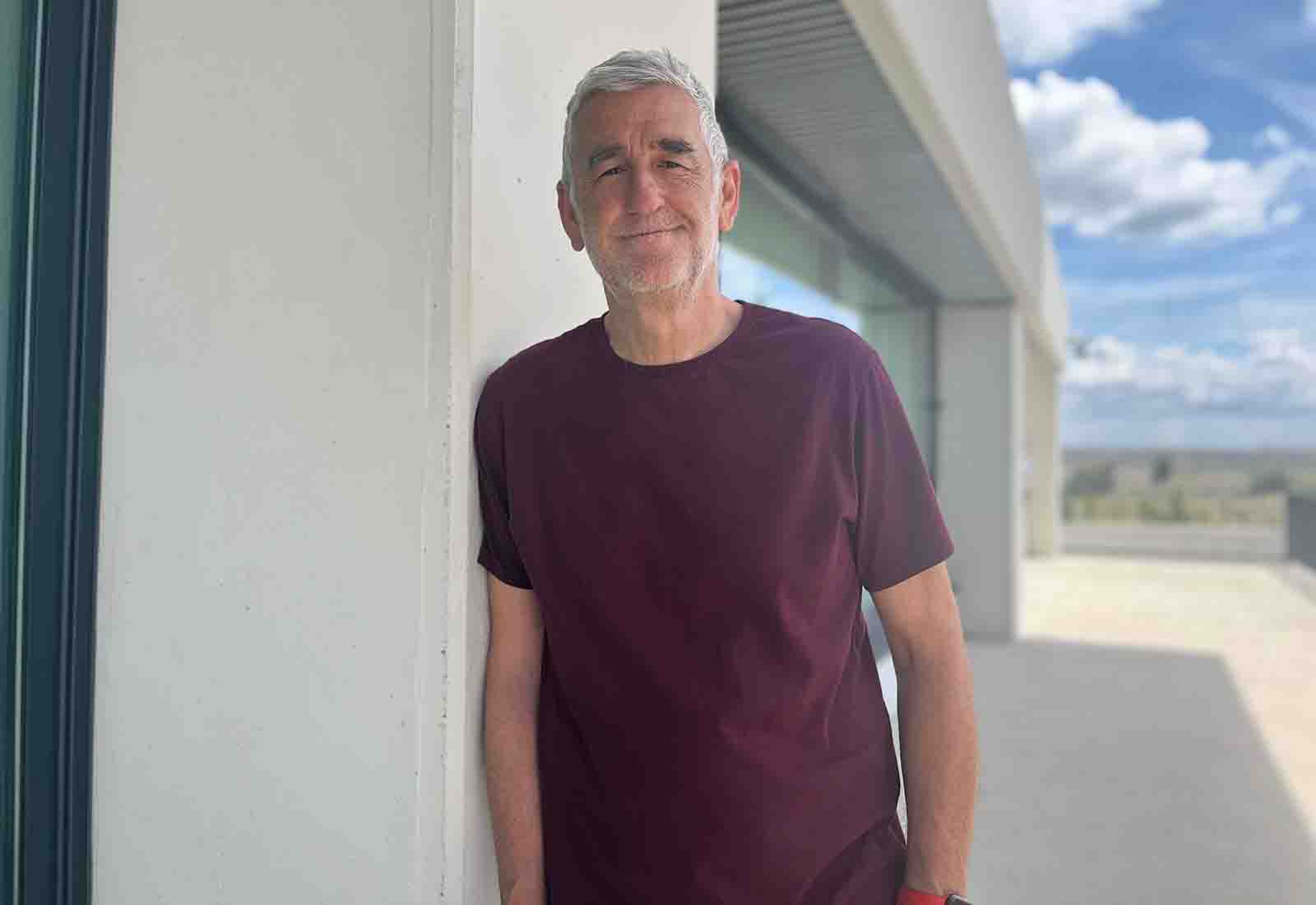 Conoce a Juanma López Iturriaga, presentador del reality de aventuras ‘La Caza: nada es lo que parece’