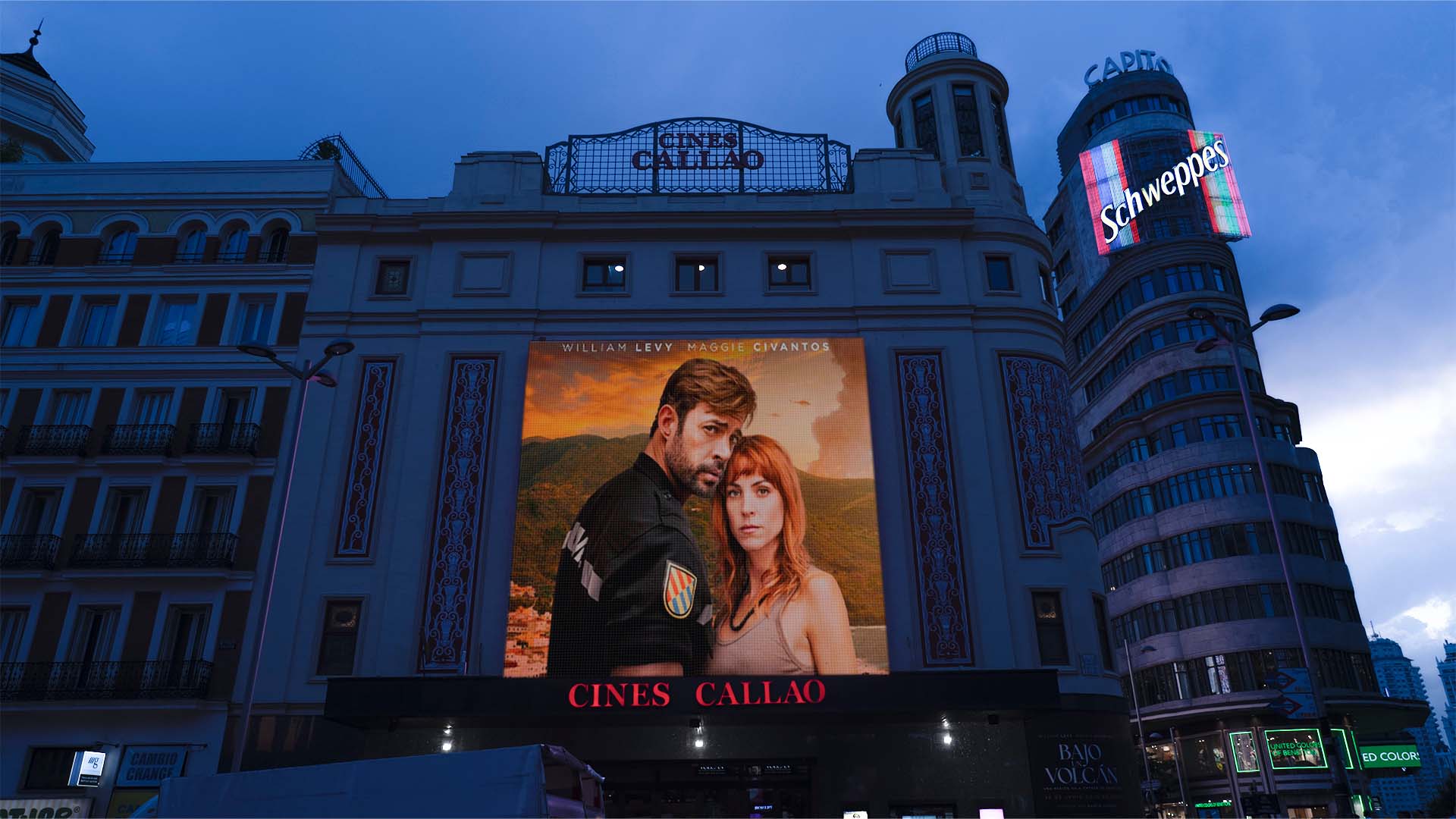 William Levy y Maggie Civantos presentan 'Bajo un volcán' en Cines Callao de Madrid